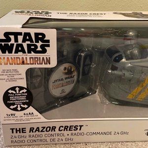 Star Wars-The Mandalorian-The Razor Crest 2.4ghz Radio Control-BRAND NEW